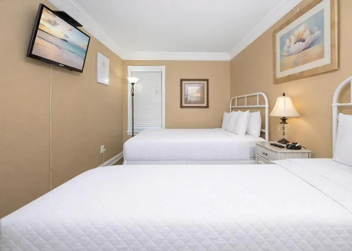 Apartment Island Winds East 501 *